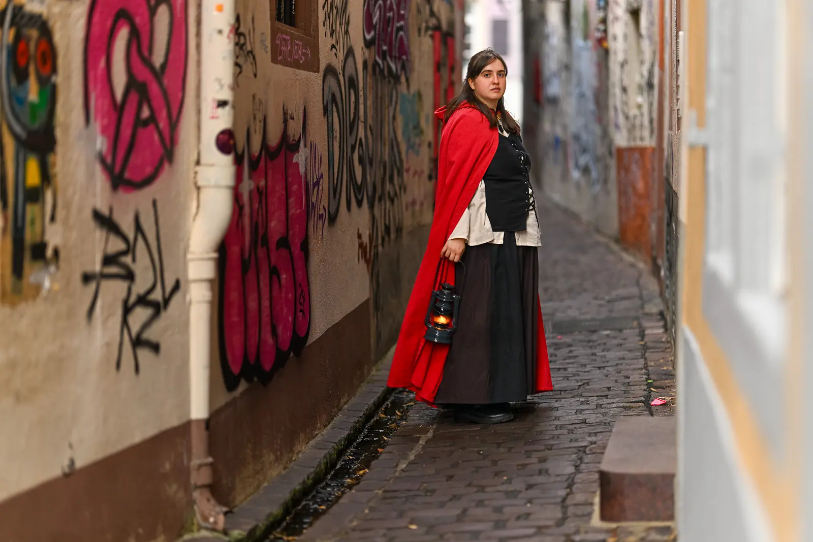 Mehr über den Artikel erfahren Sonntag-Tipp: „Vampire, Blut und böse Buben“ – Ghost-Walk mit viel schwarzem Humor und einem Bier (ohne Anmeldung)